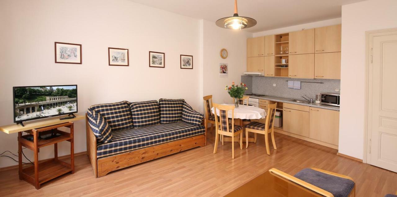 Apartman Ondrejska Karlsbad Buitenkant foto