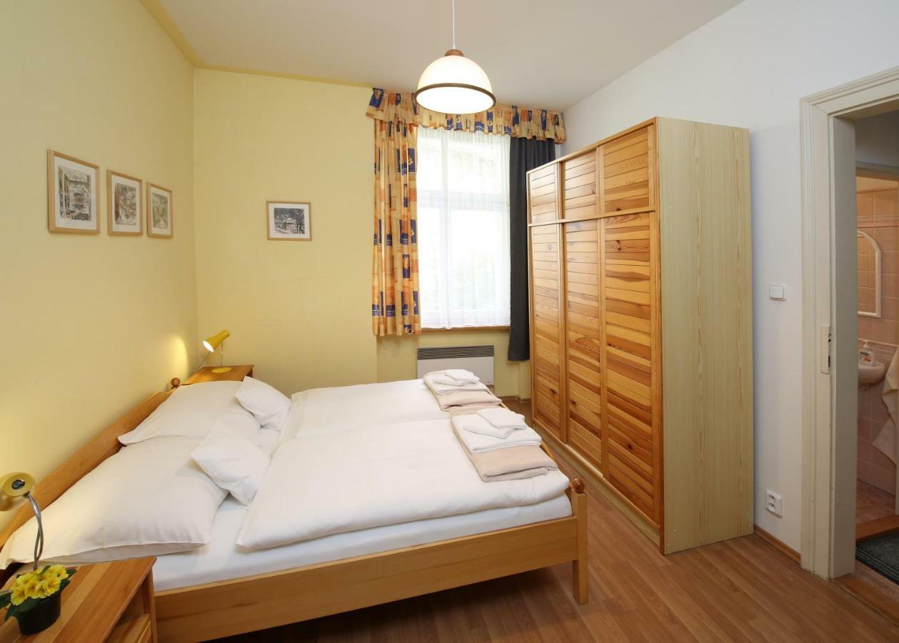 Apartman Ondrejska Karlsbad Buitenkant foto