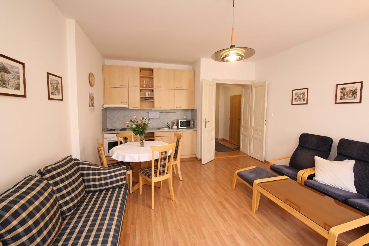 Apartman Ondrejska Karlsbad Buitenkant foto